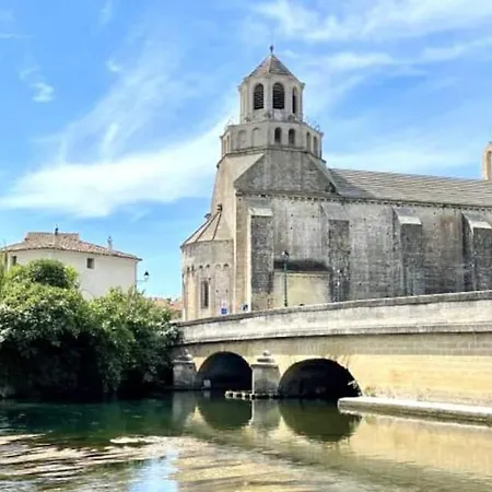B&B Voltaire Ou Beckett, Terrasse En Bord De Sorgue *